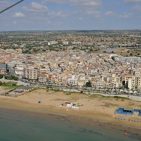 Sabbia1 Casesicule, In The Center And Beside The Main Square, At 100 M, Wi-fi Appartement