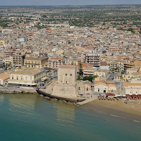 Sabbia1 Casesicule, In The Center And Beside The Main Square, At 100 M, Wi-fi *