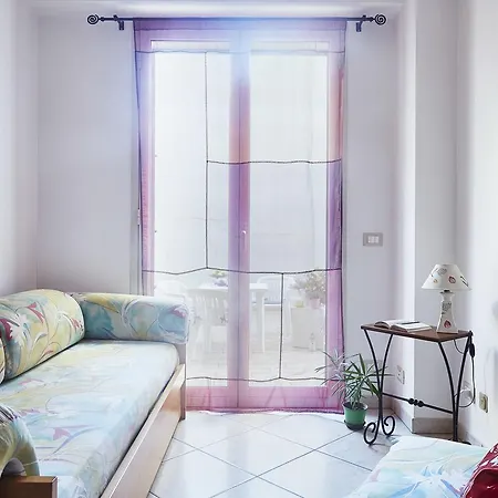 Appartement Sabbia1 Casesicule, In The Center And Beside The Main Square, At 100 M, Wi-fi Pozzallo
